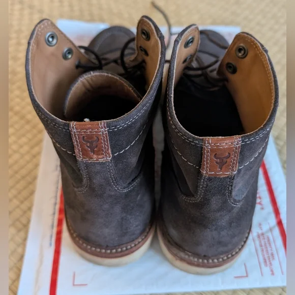 Trask Andrew Gray Weather Resistant Suede Leather Boots  display picture 2